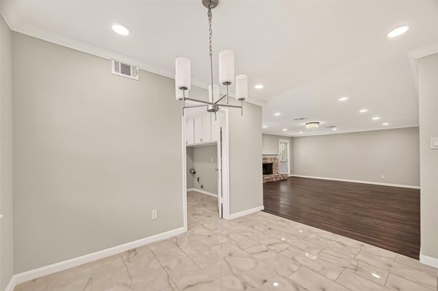 418 N Wilcrest Drive, Houston, TX 77079