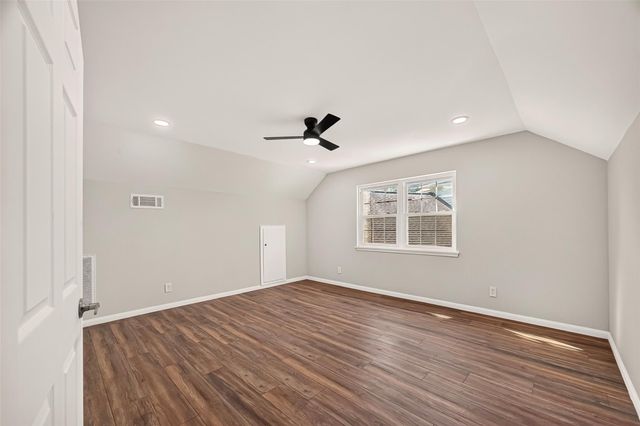 418 N Wilcrest Drive, Houston, TX 77079