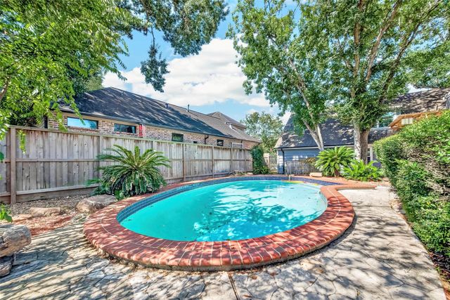 418 N Wilcrest Drive, Houston, TX 77079