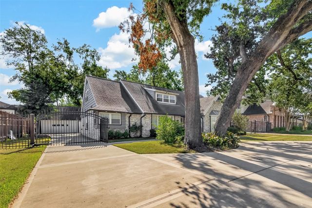 418 N Wilcrest Drive, Houston, TX 77079