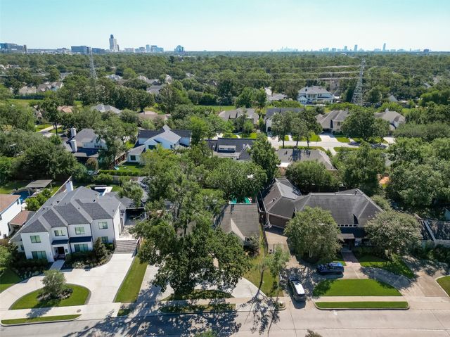 418 N Wilcrest Drive, Houston, TX 77079