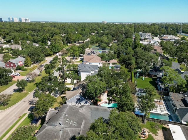 418 N Wilcrest Drive, Houston, TX 77079