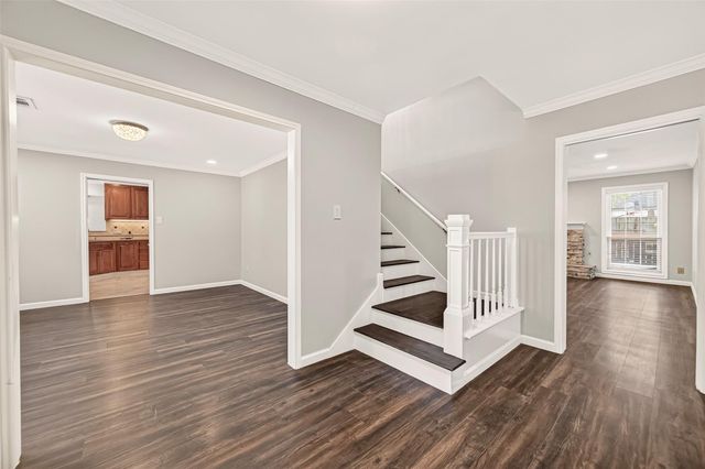 418 N Wilcrest Drive, Houston, TX 77079