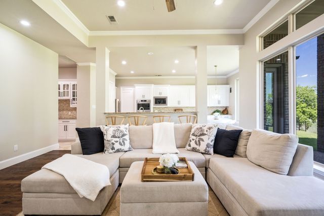 1888 Prairie Creek Trail, Frisco, TX 75033