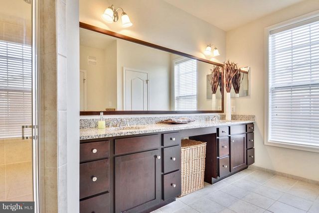 23487 LOGANS RIDGE TER, Ashburn, VA 20148