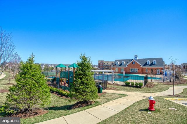 23487 LOGANS RIDGE TER, Ashburn, VA 20148