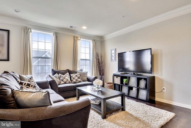 23487 LOGANS RIDGE TER, Ashburn, VA 20148
