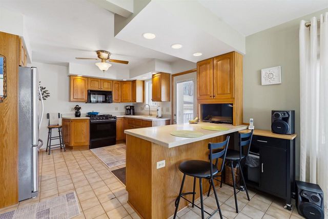 407 W Cherry Street, Fox Lake, WI 53933