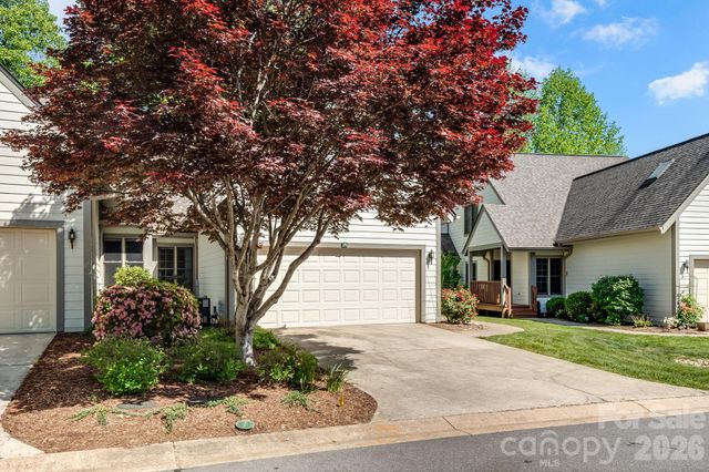 29 Little Cedar Court, Asheville, NC 28805