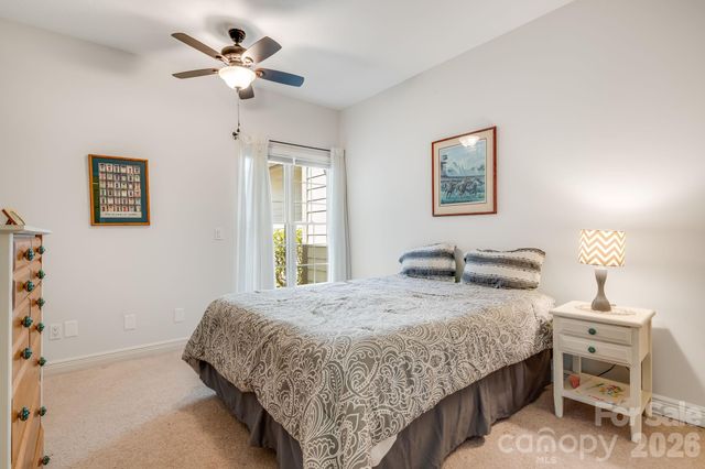 29 Little Cedar Court, Asheville, NC 28805