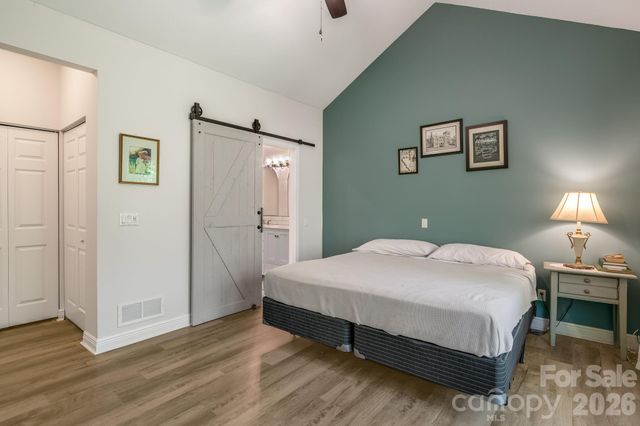 29 Little Cedar Court, Asheville, NC 28805