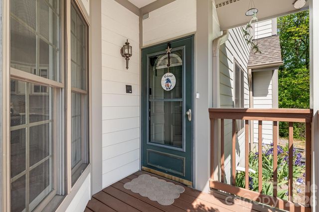 29 Little Cedar Court, Asheville, NC 28805