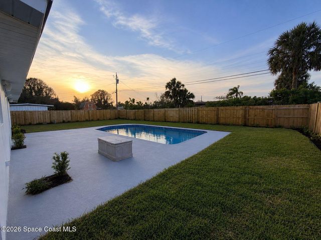 233 NE 1st Street S, Satellite Beach, FL 32937