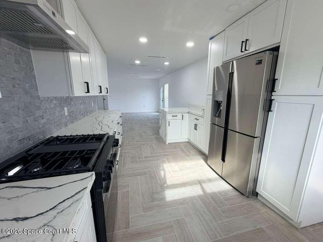 233 NE 1st Street S, Satellite Beach, FL 32937