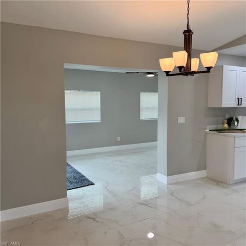 5142 19th CT SW, Naples, FL 34116