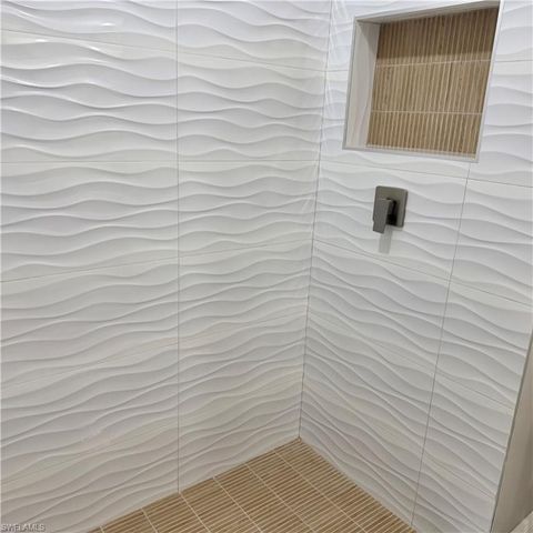 5142 19th CT SW, Naples, FL 34116