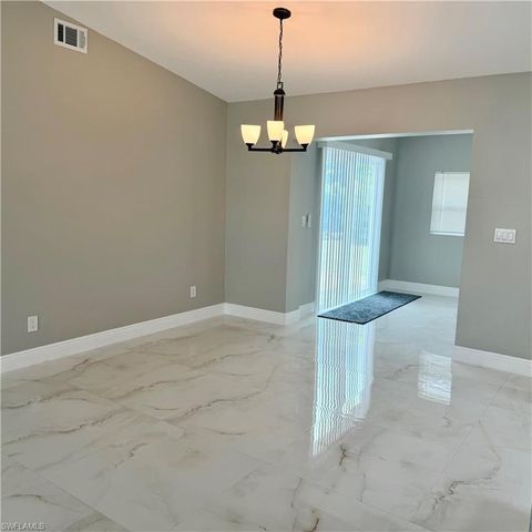5142 19th CT SW, Naples, FL 34116