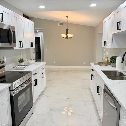 5142 19th CT SW, Naples, FL 34116