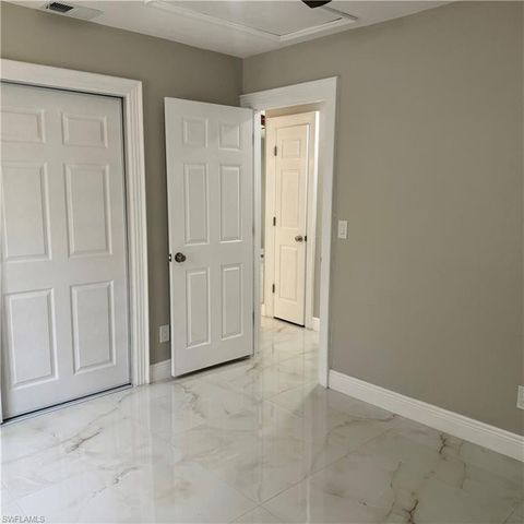 5142 19th CT SW, Naples, FL 34116