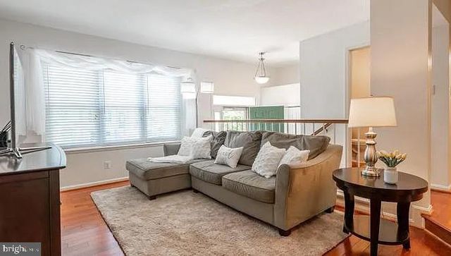 44054 GALA CIR, Ashburn, VA 20147