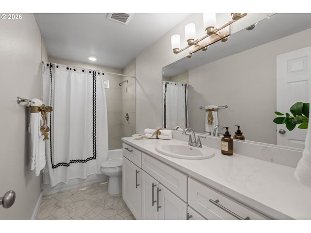 12918 Ne 7TH Ave, Vancouver, WA 98685