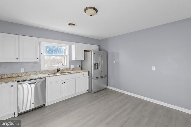 126 PLAINFIELD DR, Winchester, VA 22602