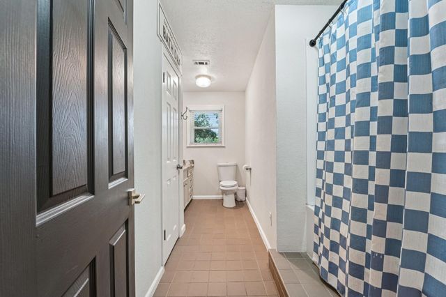 15191 Mcrae Lake, Conroe, TX 77303