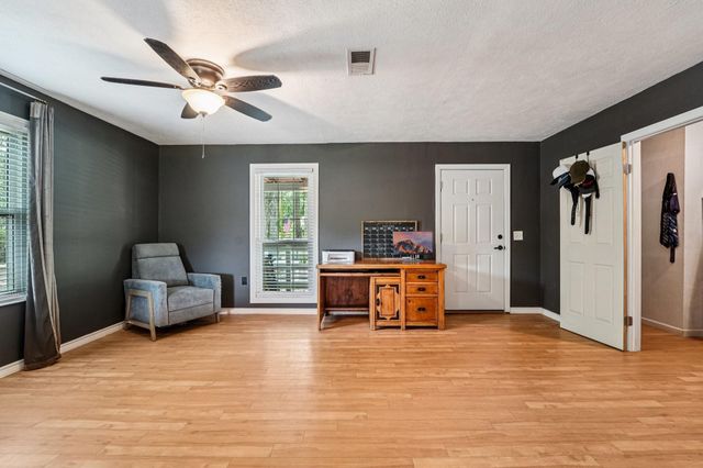 15191 Mcrae Lake, Conroe, TX 77303