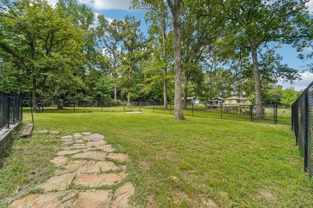 15191 Mcrae Lake, Conroe, TX 77303