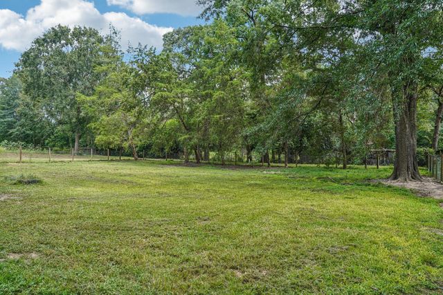 15191 Mcrae Lake, Conroe, TX 77303