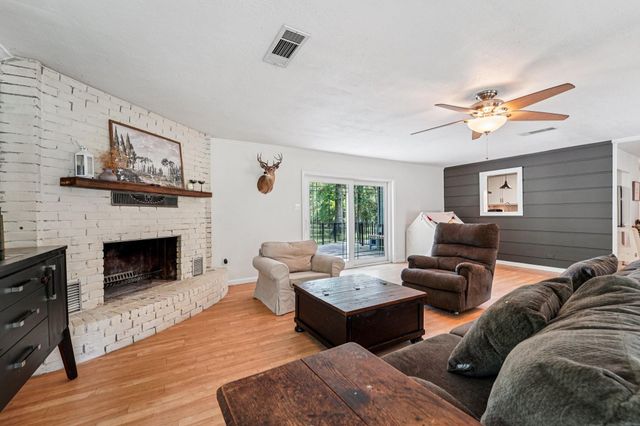 15191 Mcrae Lake, Conroe, TX 77303