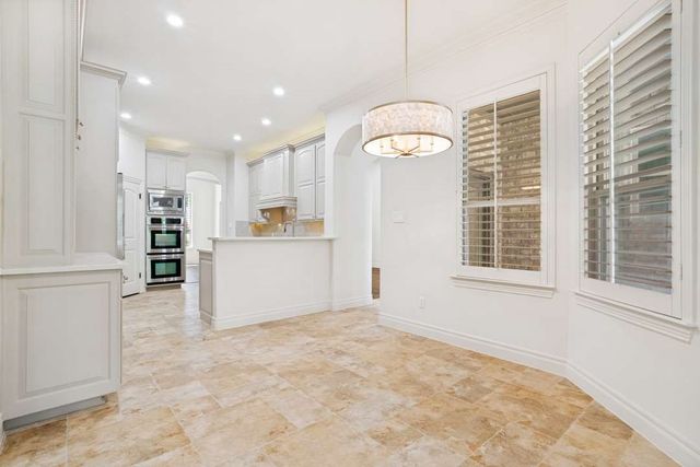 6705 Medinah Drive, Fort Worth, TX 76132