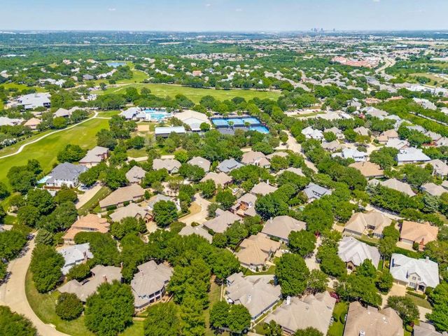 6705 Medinah Drive, Fort Worth, TX 76132