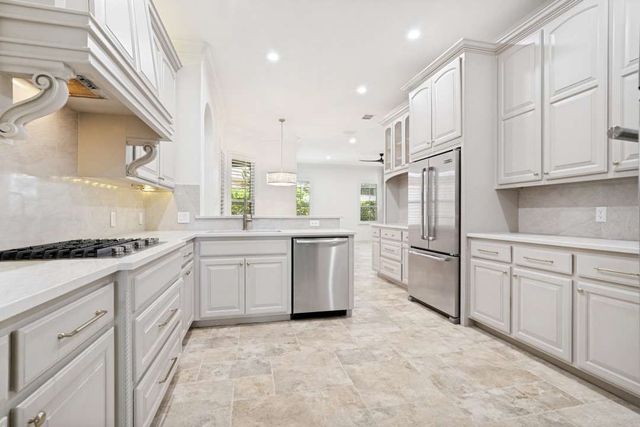 6705 Medinah Drive, Fort Worth, TX 76132