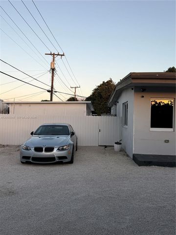 9625 NW 36th Avenue REAR, Miami, FL 33147