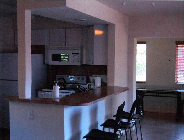 2713 NE 33RD Avenue 1-2, Fort Lauderdale, FL 33308