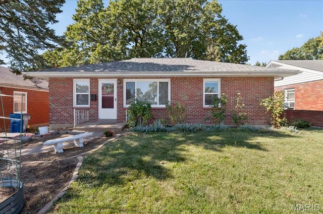 6604 Hazen Avenue, St Louis, MO 63121
