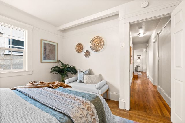 6021 Monadnock Way, Oakland, CA 94605