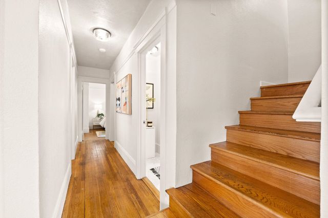 6021 Monadnock Way, Oakland, CA 94605