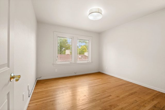 6021 Monadnock Way, Oakland, CA 94605