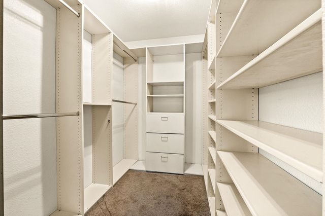 6021 Monadnock Way, Oakland, CA 94605