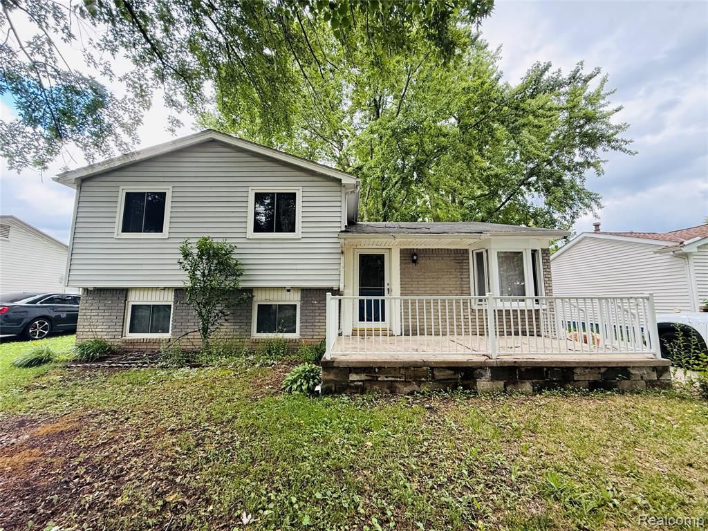 1501 Barchester Street, Westland, MI 48186