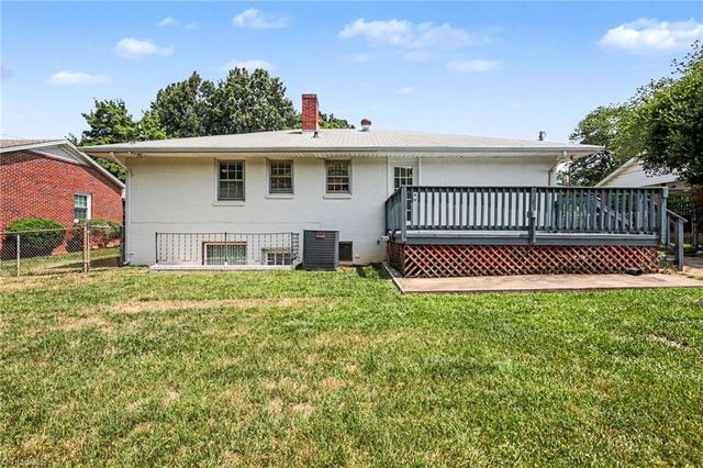 3432 Kinnamon Road, Winston-salem, NC 27104