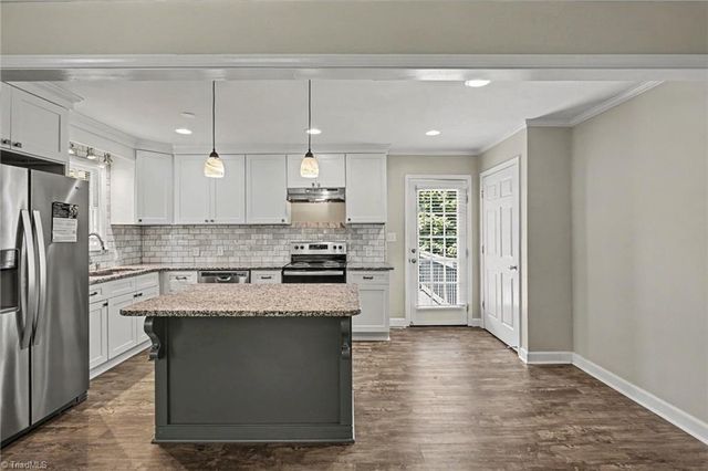 3432 Kinnamon Road, Winston-salem, NC 27104