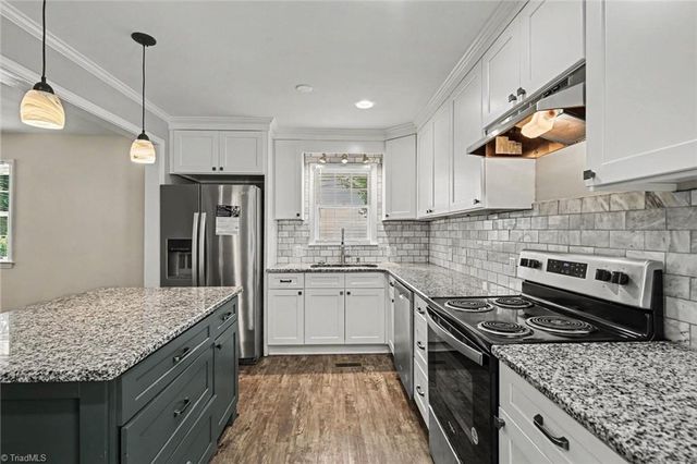 3432 Kinnamon Road, Winston-salem, NC 27104