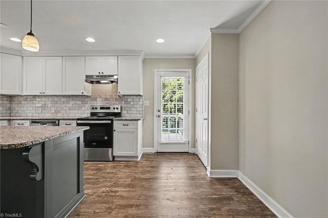 3432 Kinnamon Road, Winston-salem, NC 27104