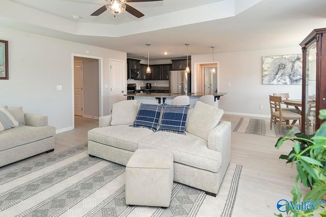 176 Beaver Brook Place, Toney, AL 35773