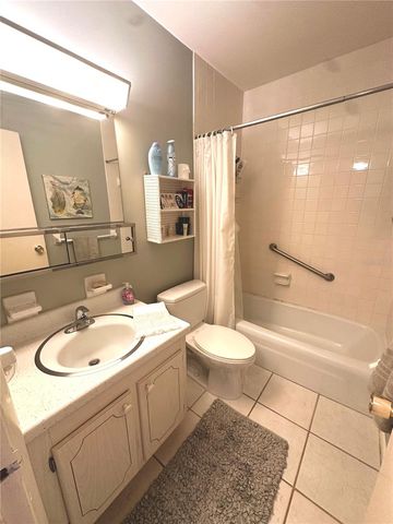 1001 NE 8TH AVENUE 209, Delray Beach, FL 33483