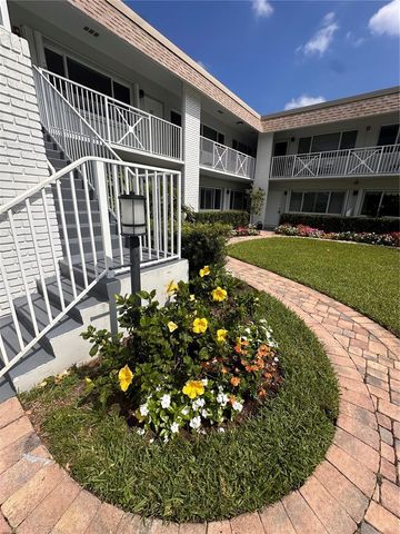 1001 NE 8TH AVENUE 209, Delray Beach, FL 33483