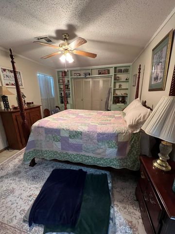 203 Franklin Road, Wharton, TX 77488